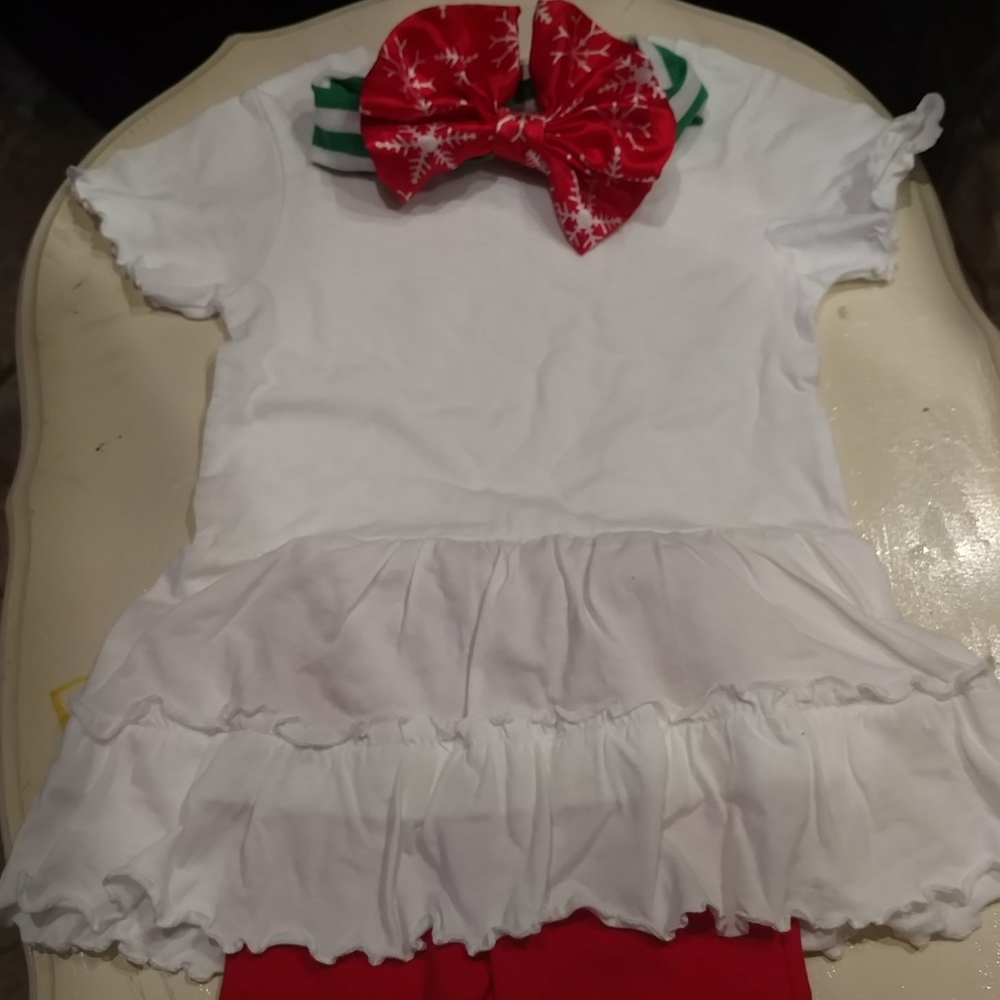 Girls dress onsiee w/pants, Christmas bow